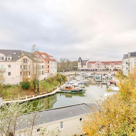 Studio Vue Direct Sur Le Port De Cergy, Parking Prive Gratuit Exterior photo