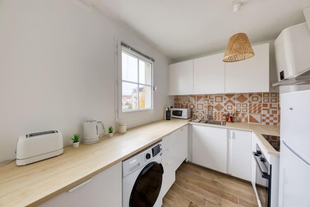 Studio Vue Direct Sur Le Port De Cergy, Parking Prive Gratuit Exterior photo